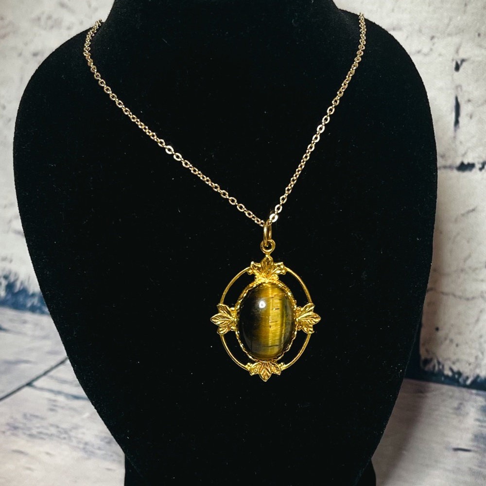 Vintage Gold Tiger Eye Polished Stone Necklace